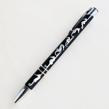 タツノオトシゴだらけの ボールペン（ブラック）/ノック式の画像
