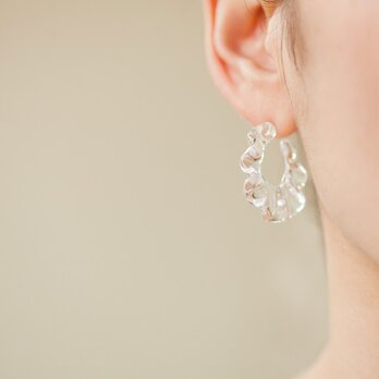 ガラスフリルピアス　（シルバー）