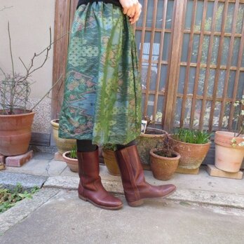着物リメイク☆景色織り緑系の大島紬でふわふわスカート68㎝丈の画像