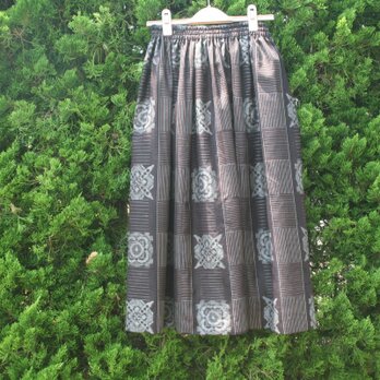 紬のスカート　茶色　キュプラのペチコート付