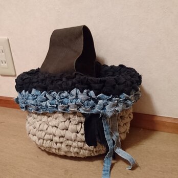 裂き編み ハンドバッグの画像