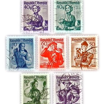 Vintageオーストリア 民族衣装の女性切手（Austria）DA-CO066の画像