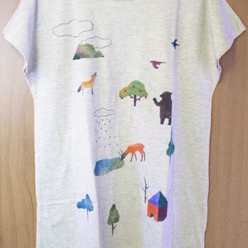 《里山の動物たち》ワンピースTシャツの画像