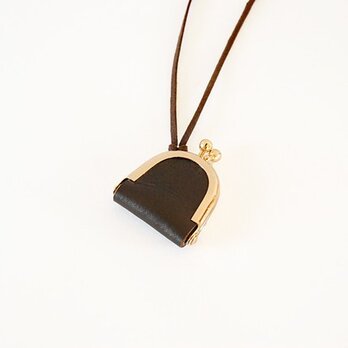 牛革とリネンのがま口ペンダント　ブラウン