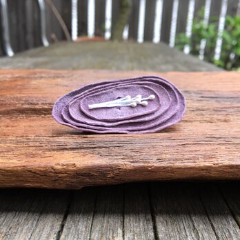 革花のブローチピン  金具3.5cm 薄紫cの画像