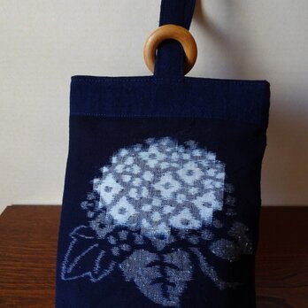 手織り久留米絣：紫陽花と白抜き蝶のミニバッグ（MB-１）の画像