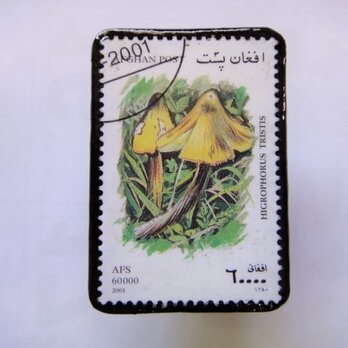 アフガニスタン　きのこ切手ブローチ1408の画像