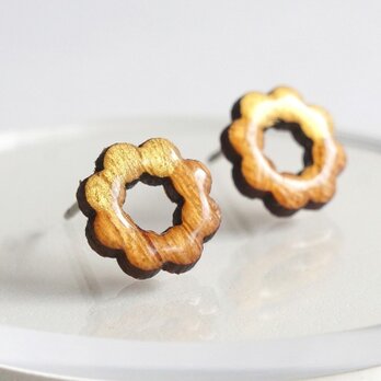 konome - ケヤキの木のピアス（チタンポスト）