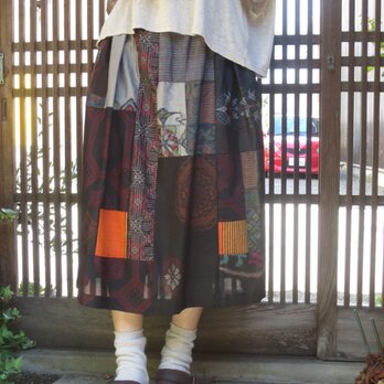 秋色紬で…着物リメイクスカート☆大人楽しくパッチ＆パッチ77㎝丈の画像