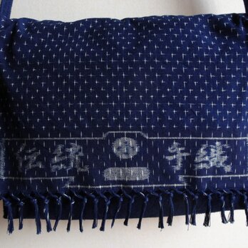 手織り久留米絣：十字絣のフリンジ付きショルダーバッグ（B-７）の画像