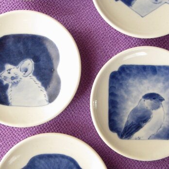 幸せを招く動物小皿【ウソ】