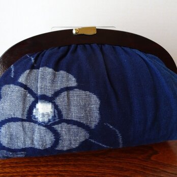 手織り久留米絣：椿と蝶のセカンドバッグ（B-6）の画像