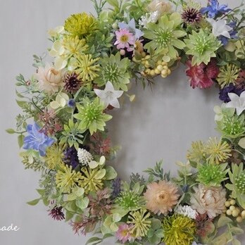 ベルフラワーと小花：wreathの画像