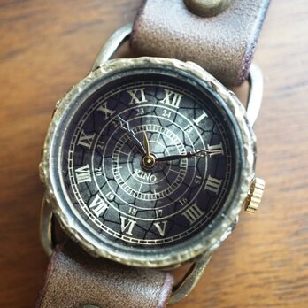 クラック ワールド ローマ Ｓサイズ　真鍮　ブラウン　手作り腕時計の画像