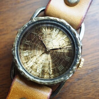 クラック ワールド ローマ Ｓサイズ　真鍮　キャメル　手作り腕時計の画像