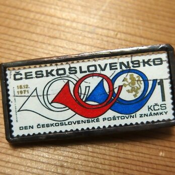ヴィンテージ切手のブローチ - チェコスロバキア ホルン 1971の画像