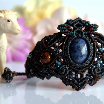 sodalite × bronzite / floraの画像