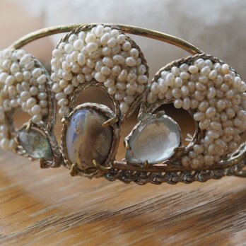 オパール＆アクアマリン＆パール刺繍バングル