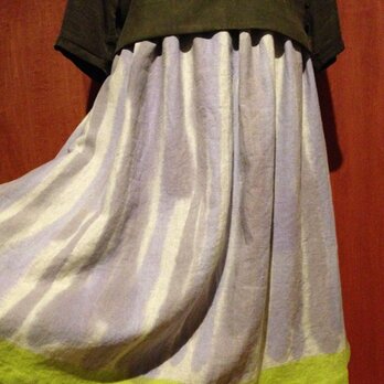 手描き染め 日本製リネンスカート▫︎鶸色を裾に。。。▫︎受注制作▫︎