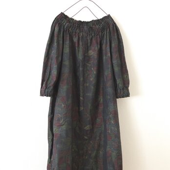 大島紬のスモックドレスの画像