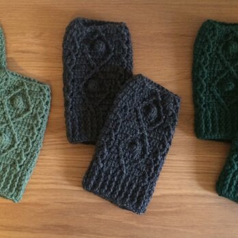 ボッブル模様のハンドウォーマー