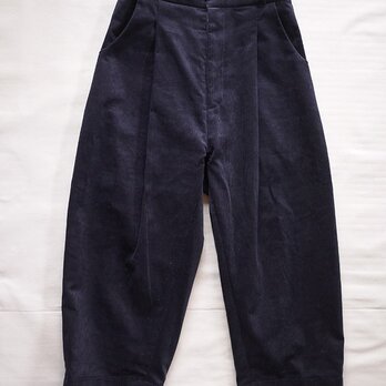 corduroy widetuck pants <細navy>の画像