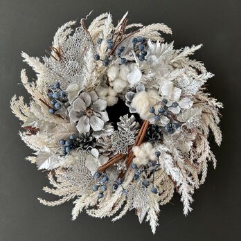 Pampas grass winter wreathの画像
