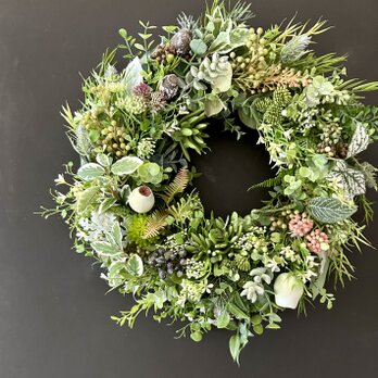 Green plants wreath