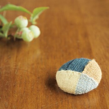 手紡ぎ手織りのブローチ　-4colour-の画像