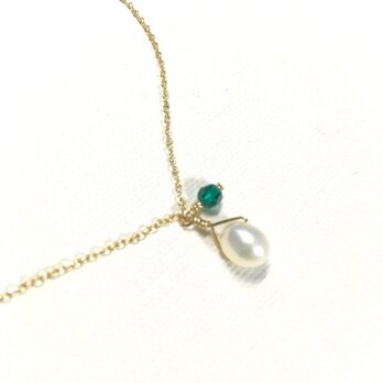 Freshwater Pearl × Swarovski neckles (emerald) k14gfの画像