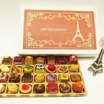 マッチ箱の中のミニチュア　フランスのお菓子114の画像
