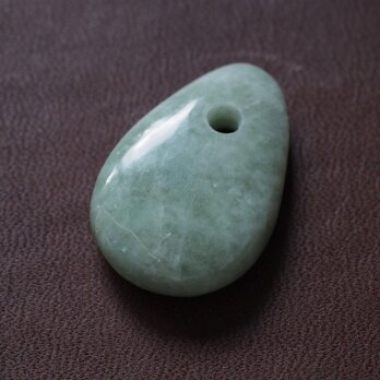 syun様オーダー品　糸魚川翡翠　ナチュラルペンダント04