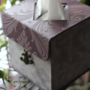 ティッシュBOX〜フルール・ド・リス〜