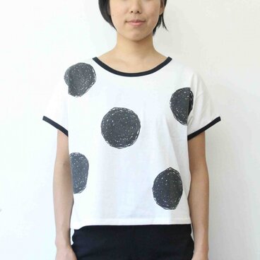 OUTLET No.048　ショート丈Tシャツ