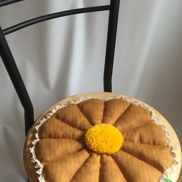 花のモチーフシートクッション