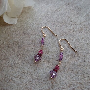 アメジストとガーネットのピアス【14kgf】