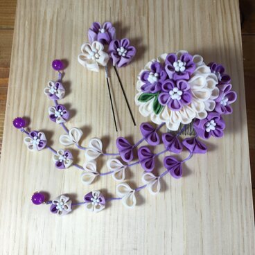 正絹つまみ細工の髪飾り