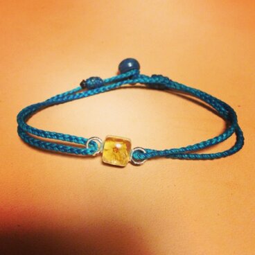 ろう引き紐のシルバーブレスレット