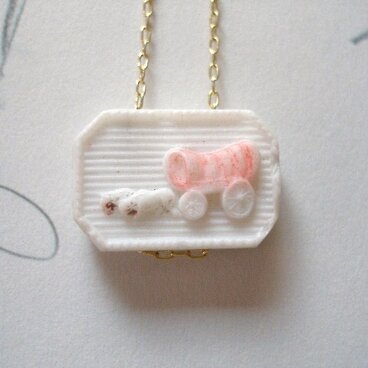 ラムネネックレス