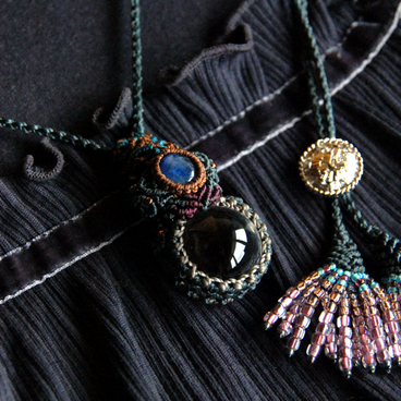 kyanite × crystal sphere / parfum