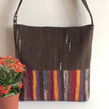 《お値下げしました》裂き織り ショルダーバッグ