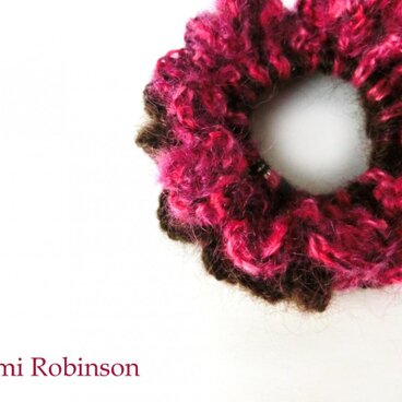 ふんわりモヘアのもこもこシュシュ＊ショコラ×フランボワーズ