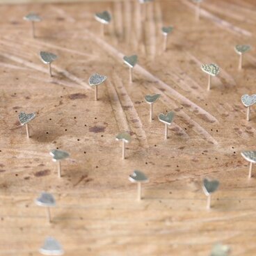 極小ハートピアス