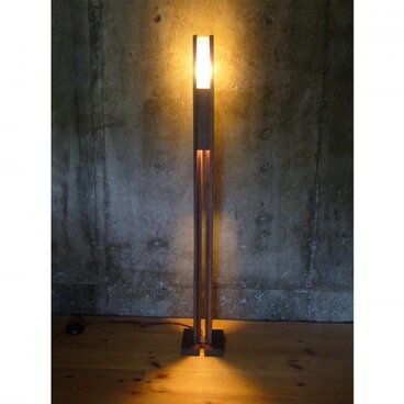 pharos floor lamp