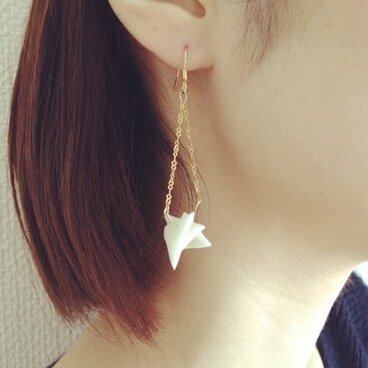 ちぐはぐ三角ピアス