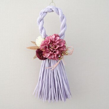 上品な色合い♪しめ縄飾り