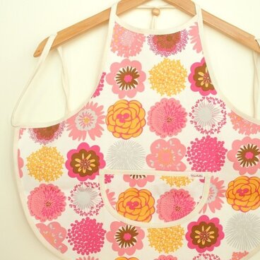 Ｍ(100～120) 子供エプロン・フラワーピンク