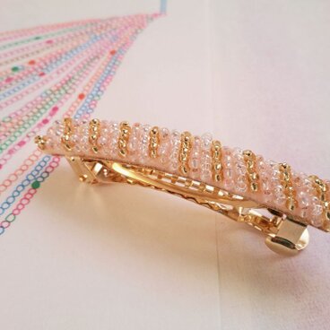 髪飾り *ビーズ刺繍バレッタ *ｍacaroon