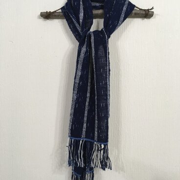 手紡ぎ綿本藍染めマフラ－