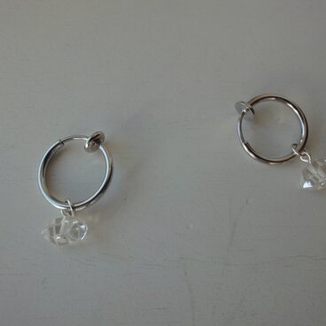 ハーキマーダイヤモンドのフープイヤリング（シルバー）
